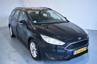 Auto incidentate Ford Focus 1.0 TREND EDITION 2015/8