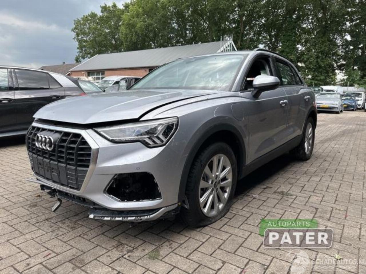 Audi Q3 Q3 (F3B), SUV, 2018 1.4 45 TFSIe 16V