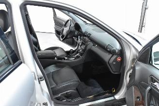 Mercedes C-klasse 320 Elegance picture 14