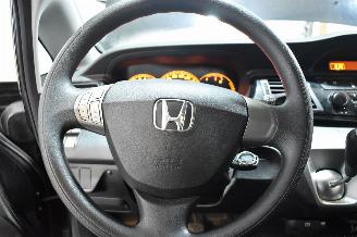 Honda Fr-v 1.7i Comfort picture 20