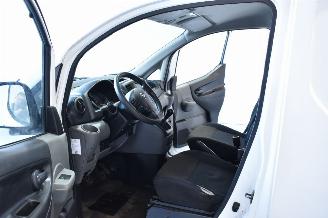 Nissan NV 200  picture 14