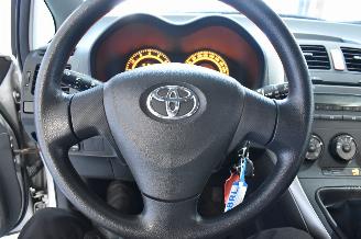 Toyota Auris 1.6-16V Terra picture 20