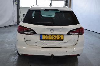 Opel Astra SPORTS TOURER+ picture 6