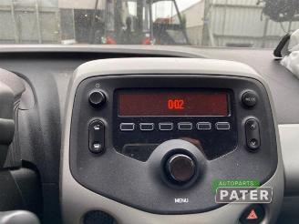 Peugeot 108 108, Hatchback, 2014 1.0 12V picture 7