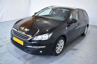 Peugeot 308 1.2 PureTech Style picture 3