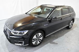 Volkswagen Passat  picture 3