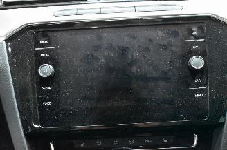 Volkswagen Passat  picture 25