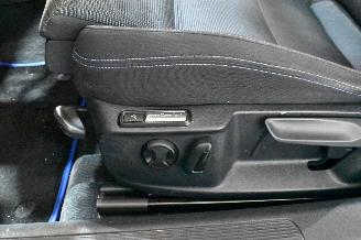 Volkswagen Passat  picture 21