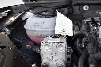 Volkswagen Passat  picture 13