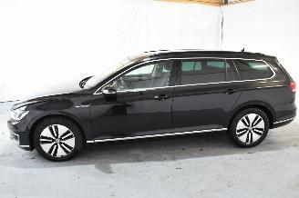 Volkswagen Passat  picture 4