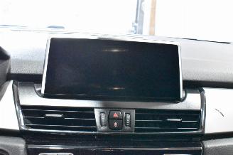 BMW 2-serie 216d Cent.Hi.Ex. 7p. picture 29
