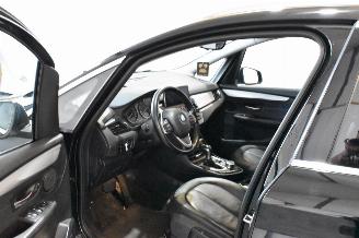 BMW 2-serie 216d Cent.Hi.Ex. 7p. picture 18