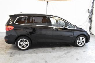 BMW 2-serie 216d Cent.Hi.Ex. 7p. picture 8