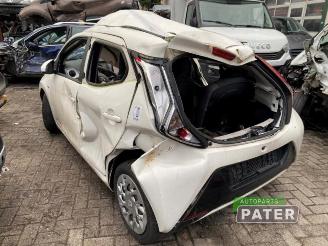 Toyota Aygo Aygo (B40), Hatchback, 2014 1.0 12V VVT-i picture 4