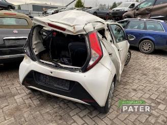 Toyota Aygo Aygo (B40), Hatchback, 2014 1.0 12V VVT-i picture 3