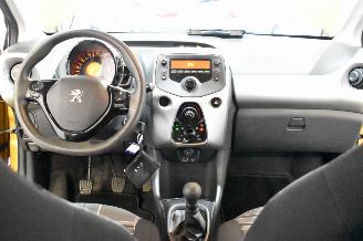 Peugeot 108 e-VTi Active picture 17
