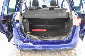 Ford B-Max 1.0 EcoB. Titanium picture 16