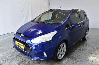 Ford B-Max 1.0 EcoB. Titanium picture 3