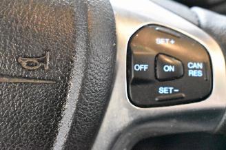 Ford B-Max 1.0 EcoB. Titanium picture 27