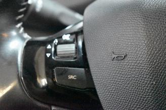Peugeot 308 1.2 PureT.Blue Lease picture 22