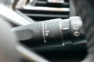 Peugeot 308 1.2 PureT.Blue Lease picture 24