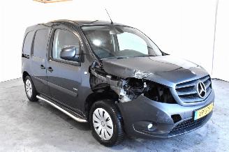 Unfall Kfz Van Mercedes Citan 109 CDI BlueEFF. 2015/6