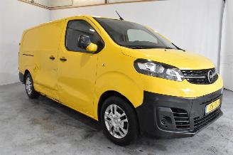 krockskadad bil bedrijf Opel Vivaro-e L3H1 Edition 50 kWh 2022/10