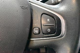 Renault Clio 0.9 TCe Limited picture 28