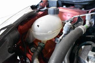 Renault Clio 0.9 TCe Limited picture 11