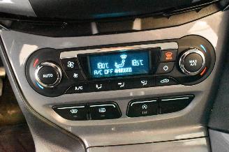 Ford Focus 1.0 EcoB. Titanium picture 31