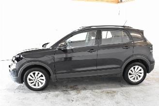 Volkswagen T-Cross 1.0 TSI Life picture 4