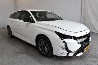 Coche accidentado Peugeot 308 1.2 PT Act. Pack Bns 2023/1