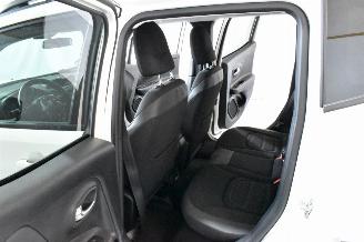Jeep Renegade 1.6 E-Torq Night E 2 picture 24
