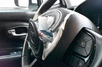 Jeep Renegade 1.6 E-Torq Night E 2 picture 19