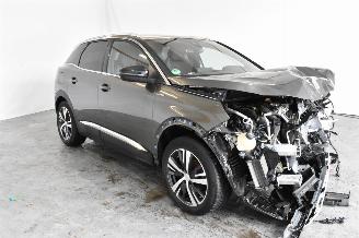 Unfallwagen Peugeot 3008 1.6 e-THP GT Line 2017/9