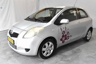 Toyota Yaris  picture 3