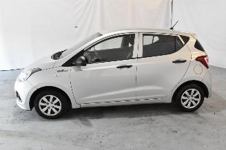 Hyundai I-10 1.0i i-Drive picture 4