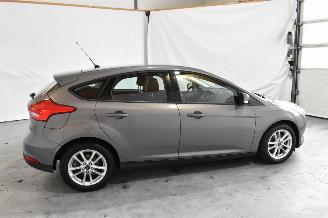 Ford Focus 1.0 Trend Edition picture 8