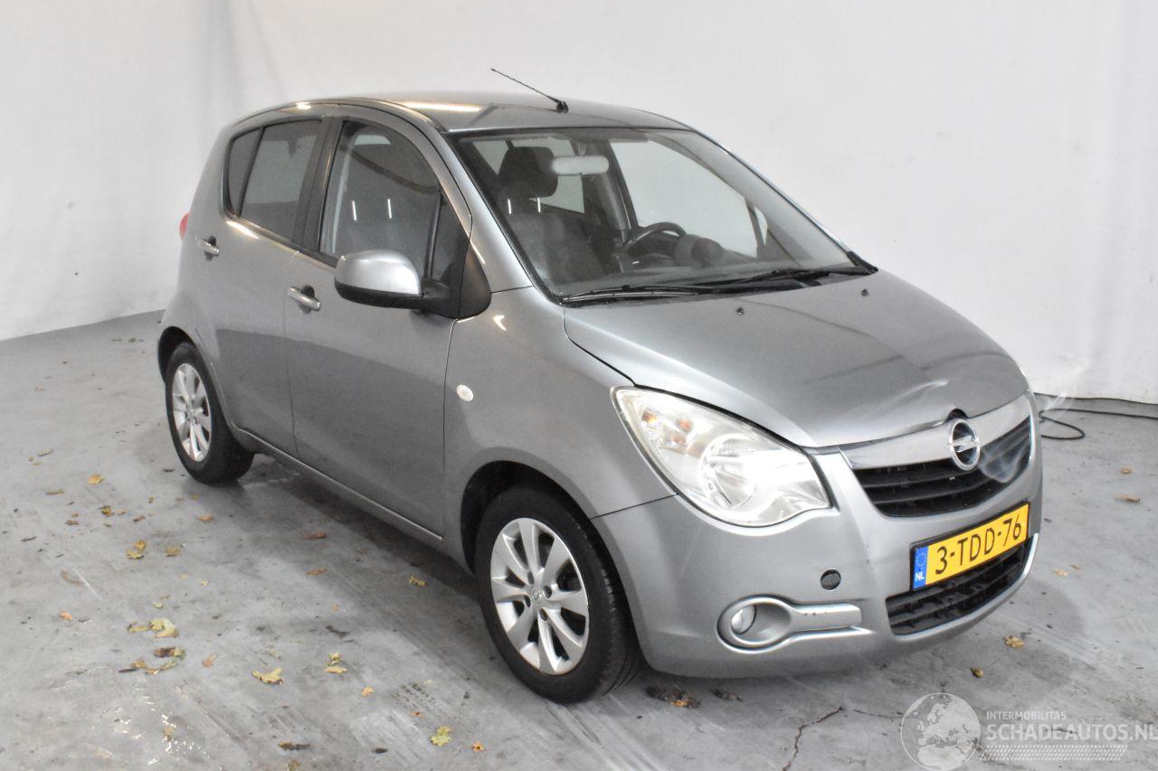 Opel Agila 1.0 Berlin