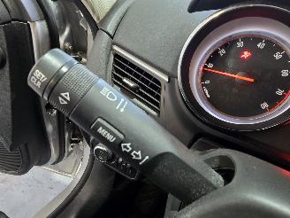 Opel Zafira 1.4 picture 38