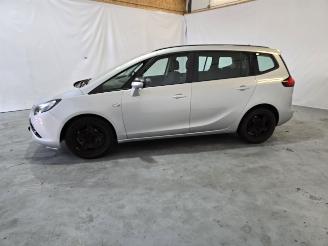 Opel Zafira 1.4 picture 4