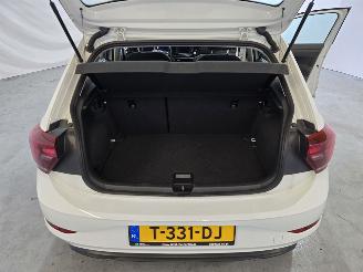 Volkswagen Polo 1.0 TSI Life picture 18