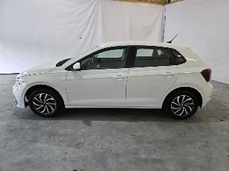 Volkswagen Polo 1.0 TSI Life picture 4