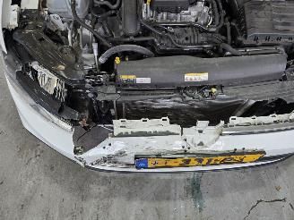 Volkswagen Polo 1.0 TSI Life picture 11
