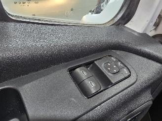 Mercedes eSprinter L2H2 55kWh picture 28