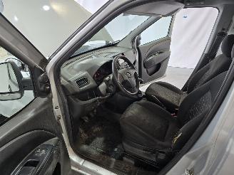 Opel Combo 1.6 CDTi L2H1 Sport picture 17