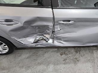 Peugeot 208 1.2 PureTech Active picture 9