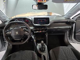 Peugeot 208 1.2 PureTech Active picture 21