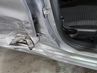 Peugeot 208 1.2 PureTech Active picture 11