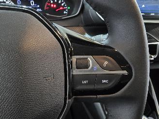 Peugeot 208 1.2 PureTech Active picture 27